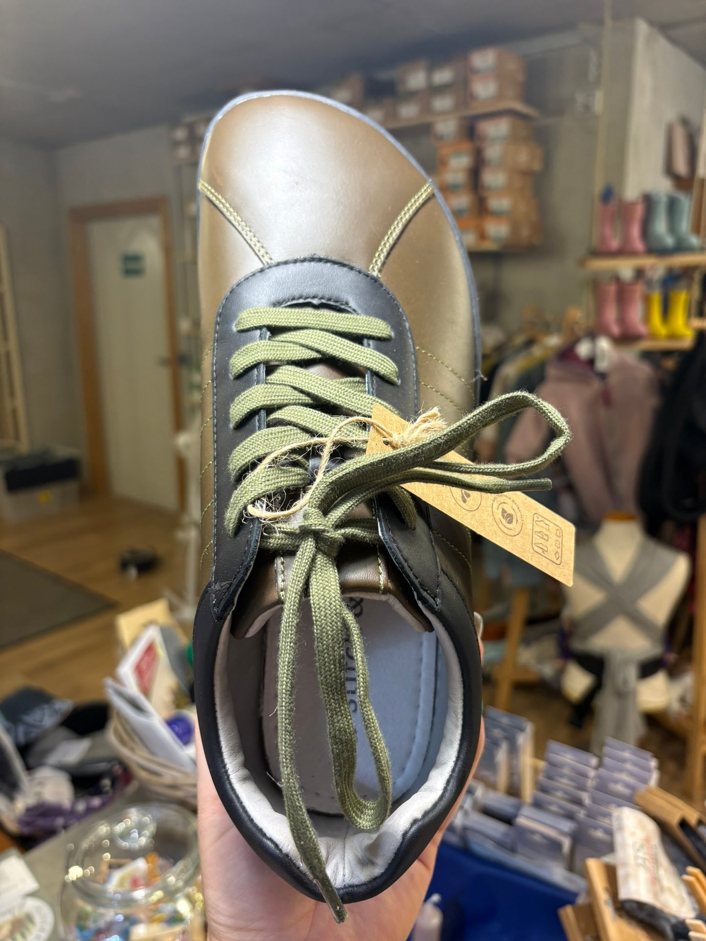 D.D. Step Stitch & Walk S088-42253A Brown