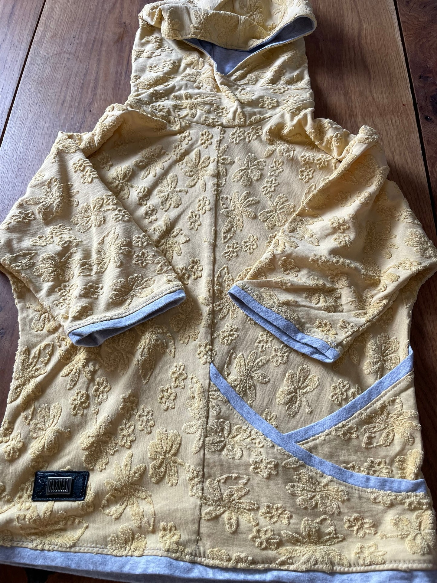 Hoodie Gr. 140 (Gebrauchtware/Sonderregelung)