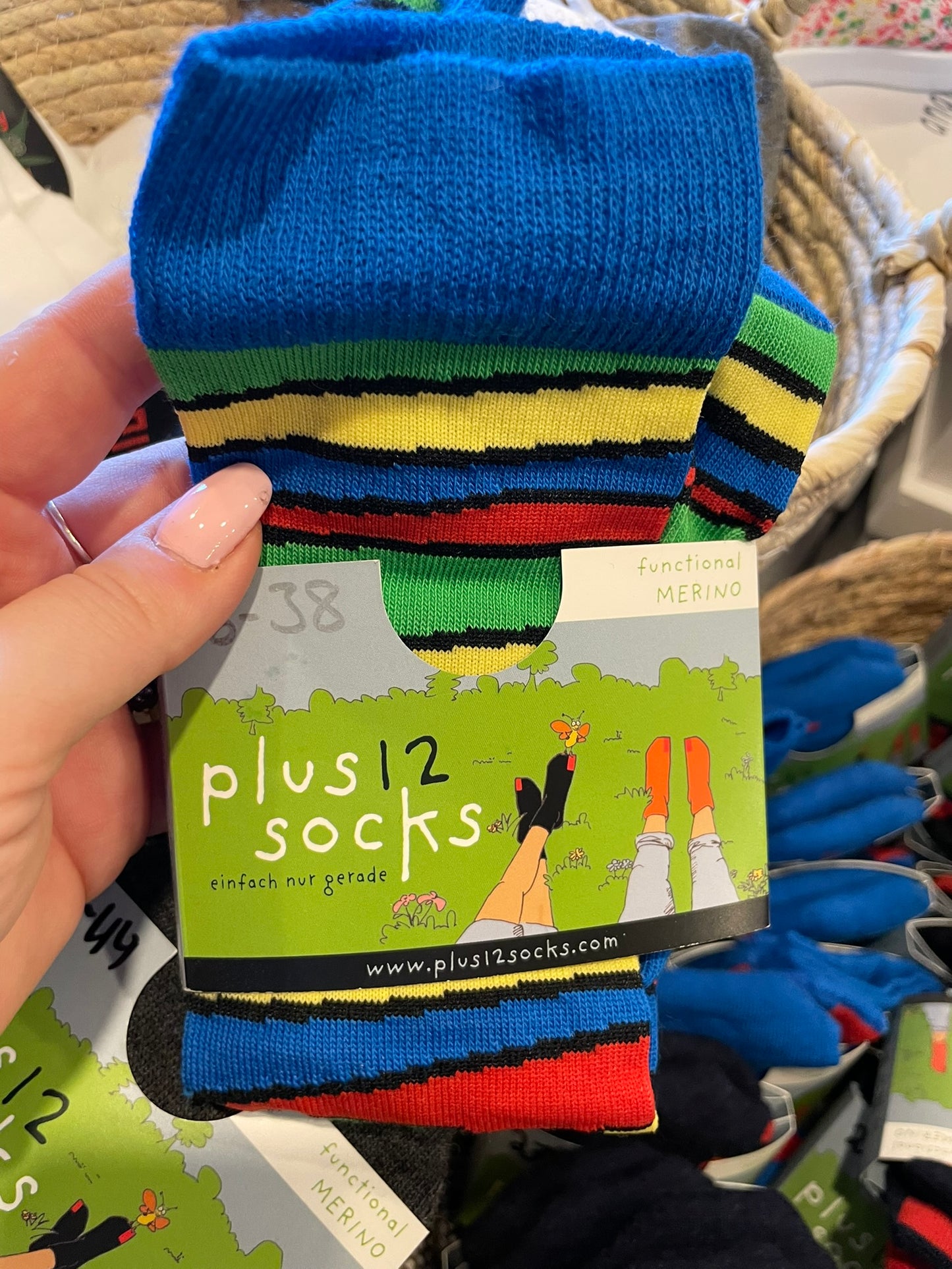 Plus12socks mit Wolle Ringel